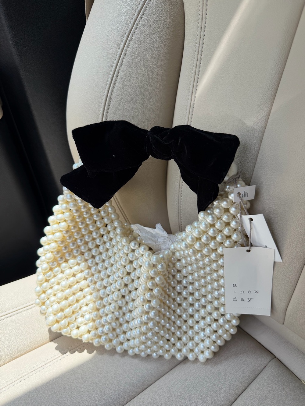 a new day Pearl Beaded Bow Handle Bag - Cream & Black